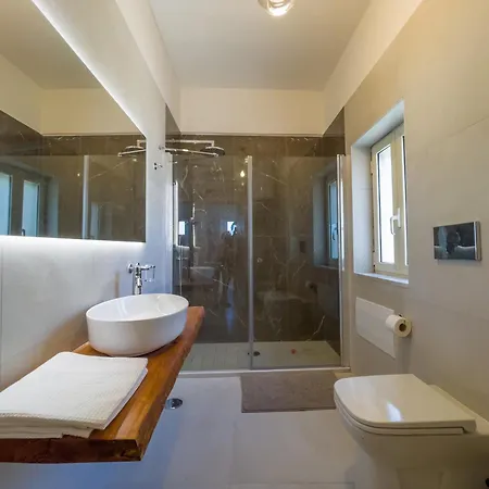 Amazing Modern Penthouse With Stunning View * Pouzzoles